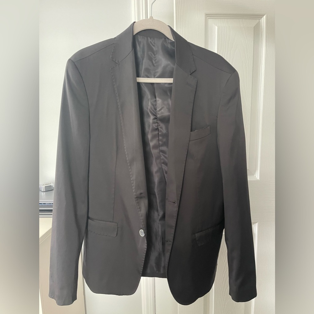 Man blazer color black, good condition,